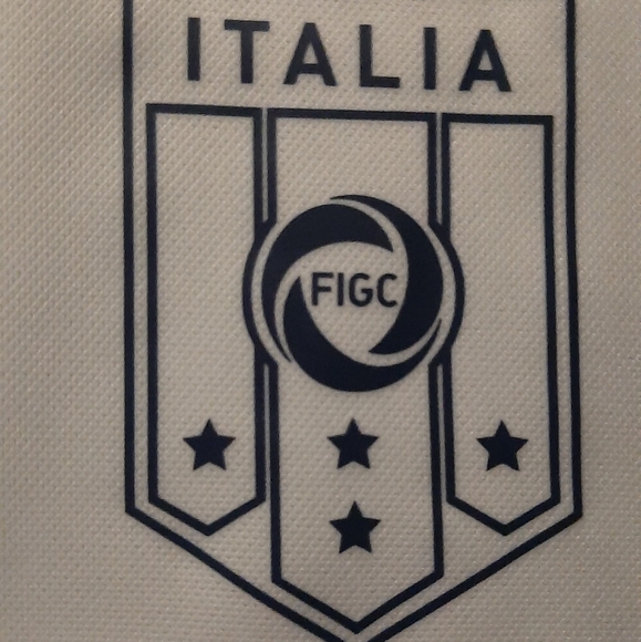 Italia Soccer Jersey - Medium - Picture 4 of 8